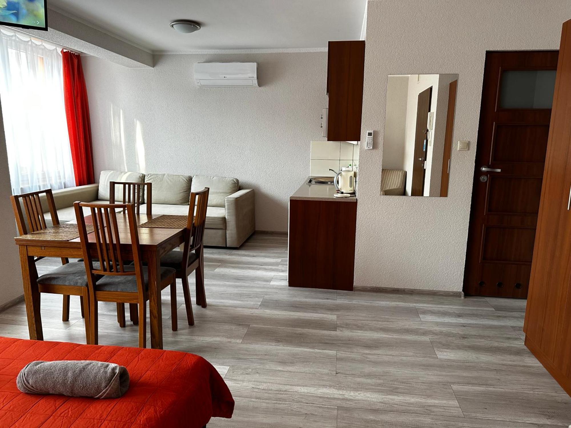 Kompleks Apartament-Serwis คราคูฟ ภายนอก รูปภาพ